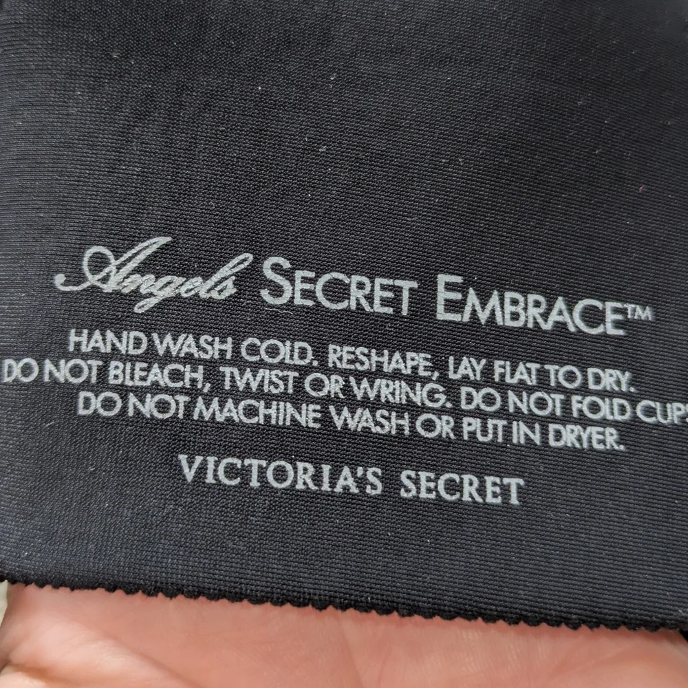 Victoria's Secret Angels Secret Embrace Black Padded Bra 36DD 36E - Picture 6 of 8